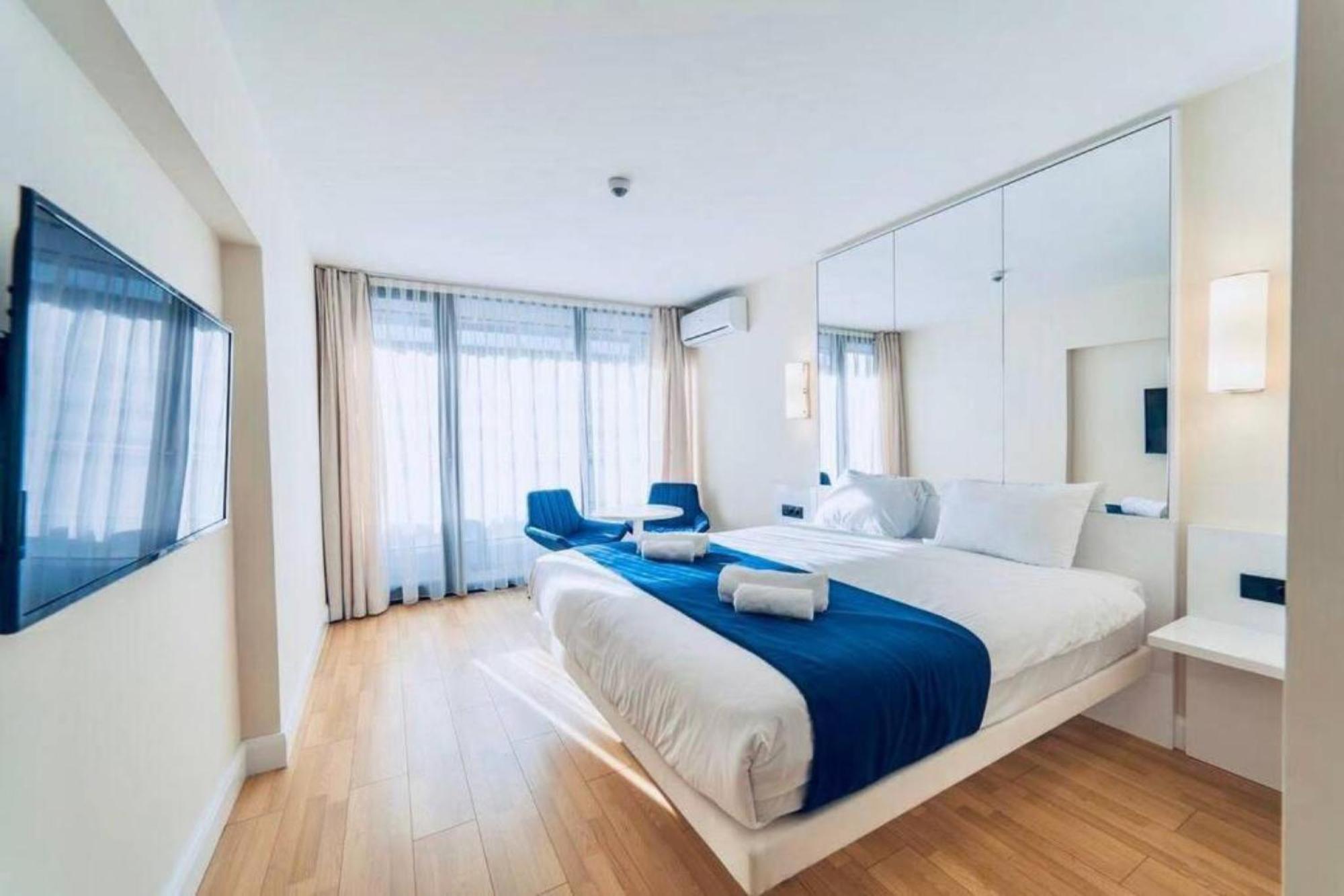 Orbi City Sea View Aparthotel Batumi Esterno foto