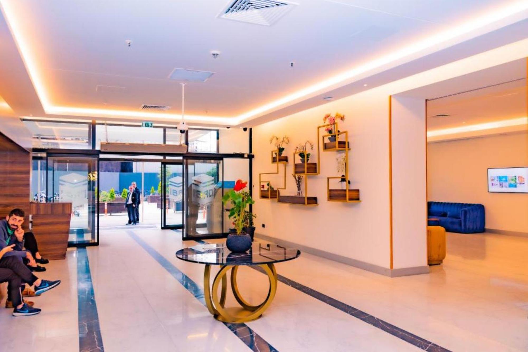 Orbi City Sea View Aparthotel Batumi Esterno foto