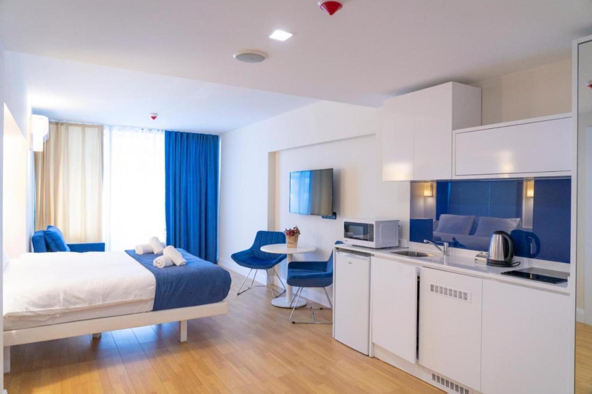 Orbi City Sea View Aparthotel Batumi Esterno foto