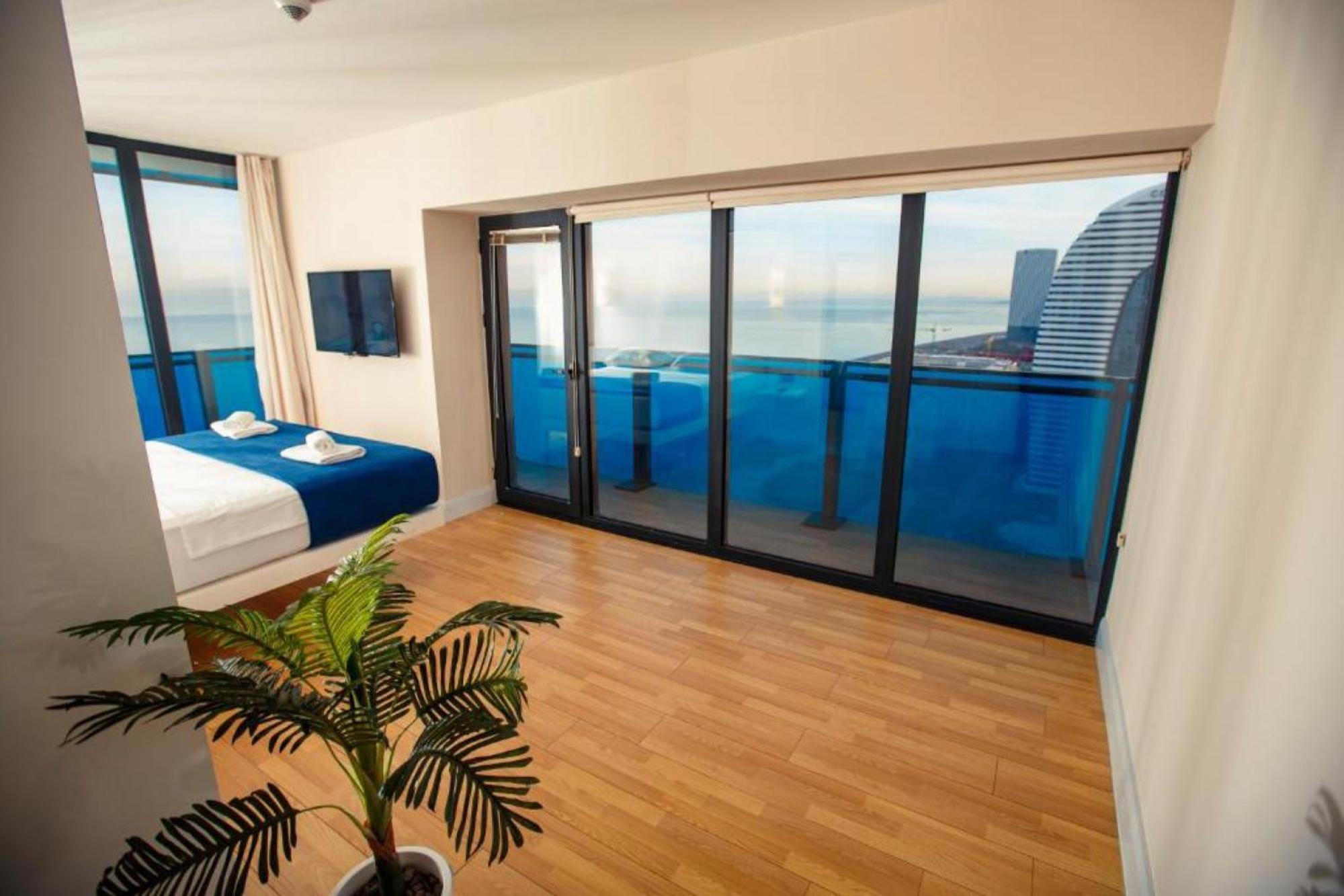 Orbi City Sea View Aparthotel Batumi Esterno foto
