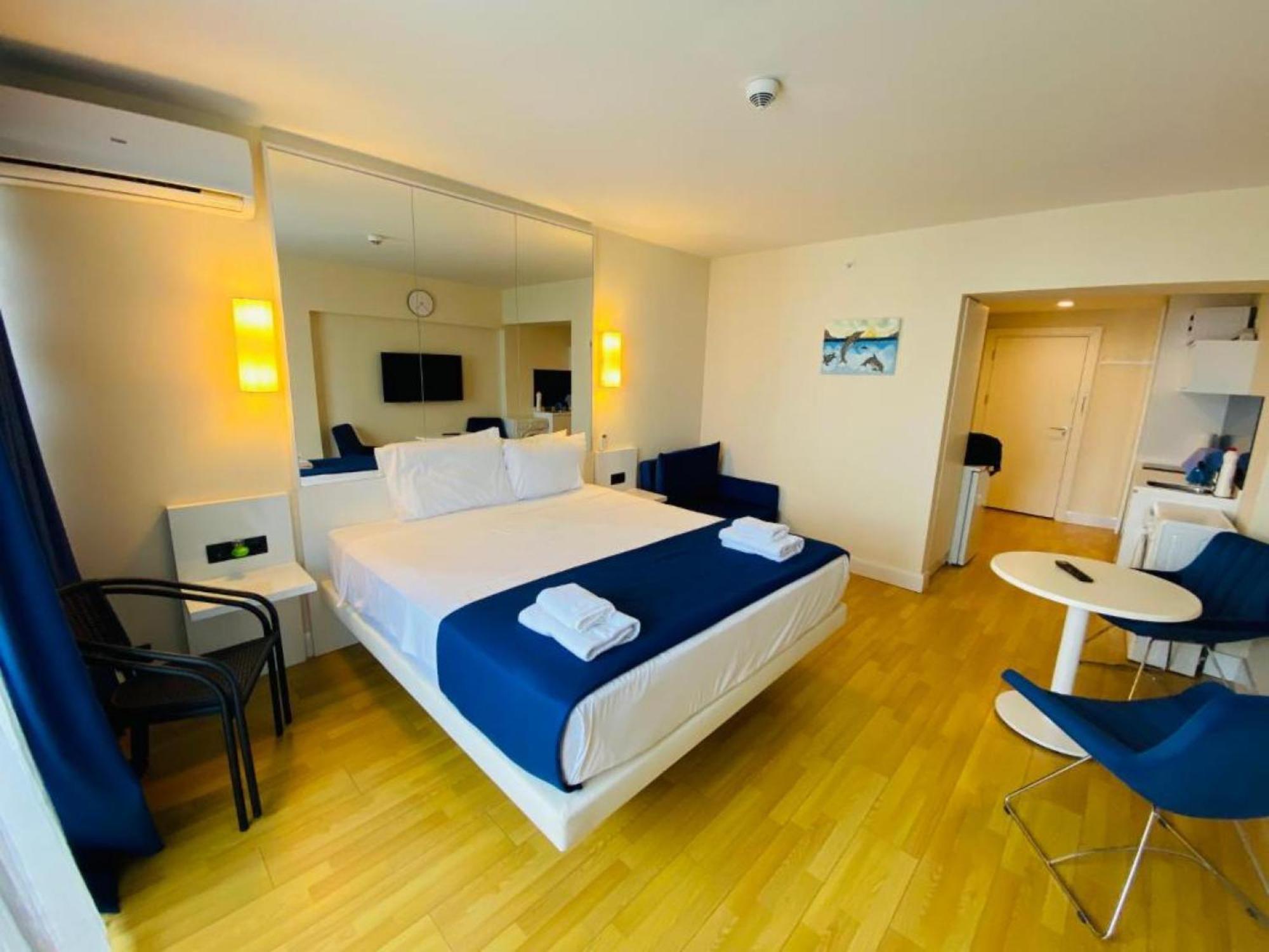 Orbi City Sea View Aparthotel Batumi Esterno foto