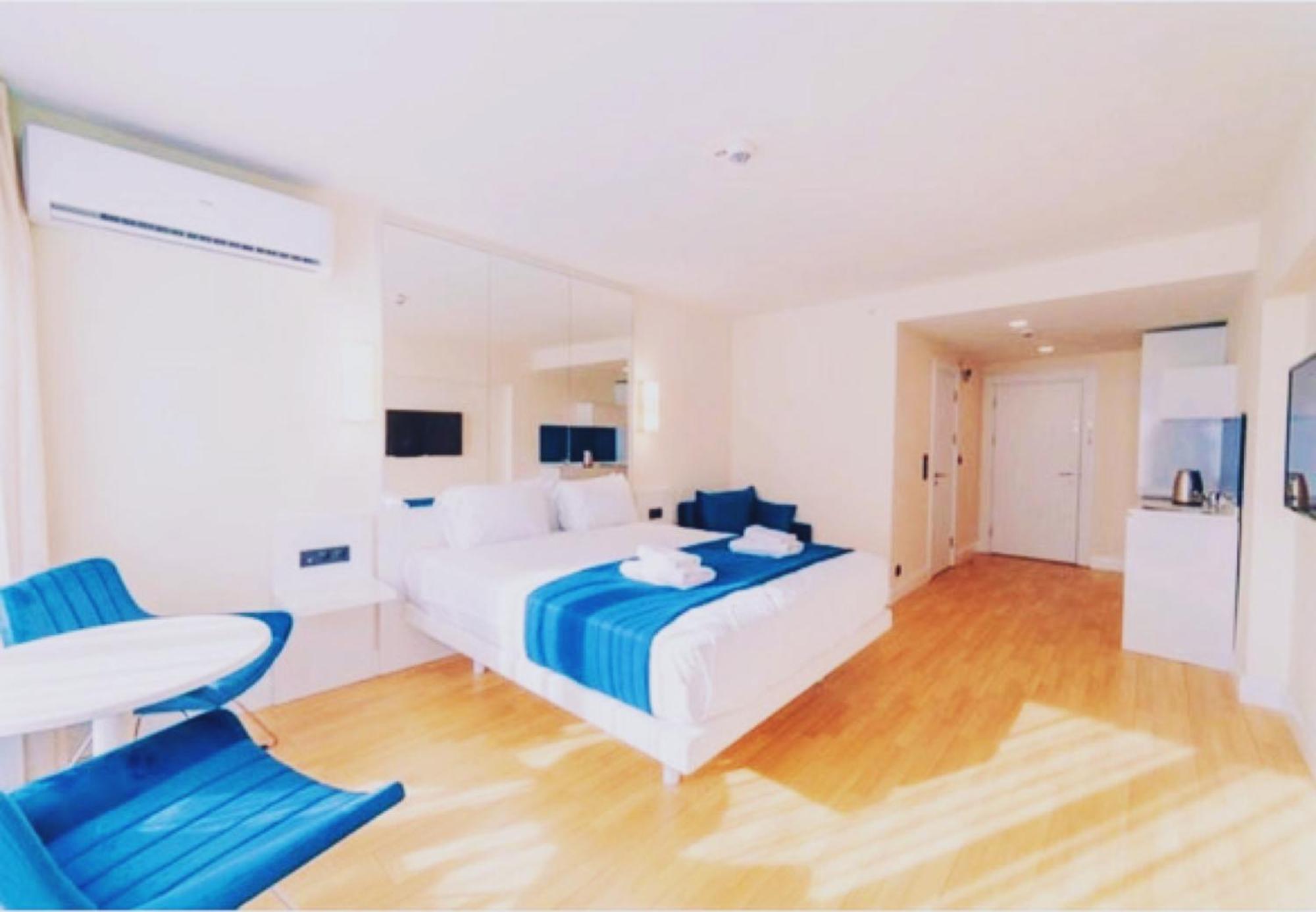 Orbi City Sea View Aparthotel Batumi Esterno foto